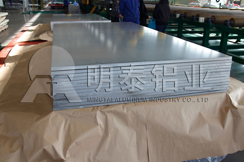 鋁板可以用在散熱器上嗎？散熱器鋁板選用哪個規(guī)格比較好？價格高嗎？